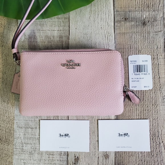 COACH | Pebble Leather Double Corner Zip Wristlet in Carnation - Picture 3 of 9
